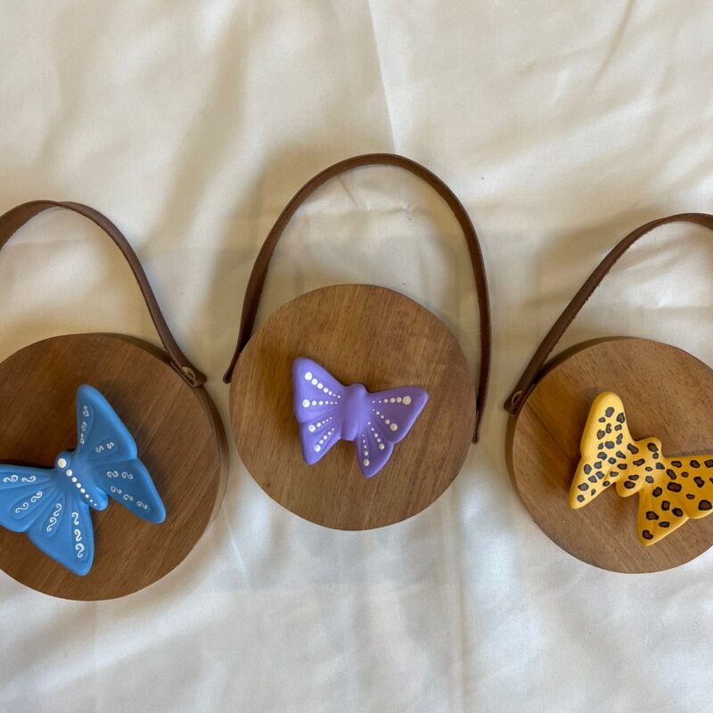 Borboleta placa madeira