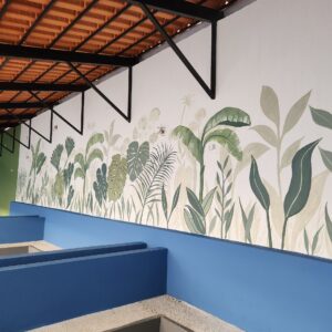 Mural pintado à mão pelo Pólen