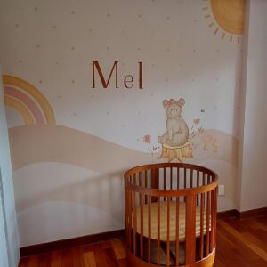 Mural pintado à mão pelo Pólen